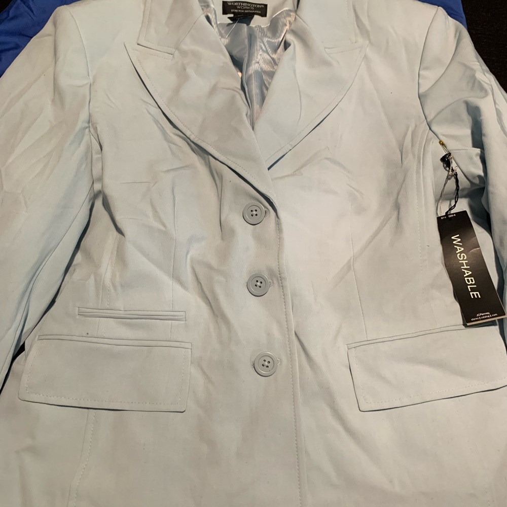 Worthington Works- NWT, beautiful light slate blue blazer. Womens size 14.